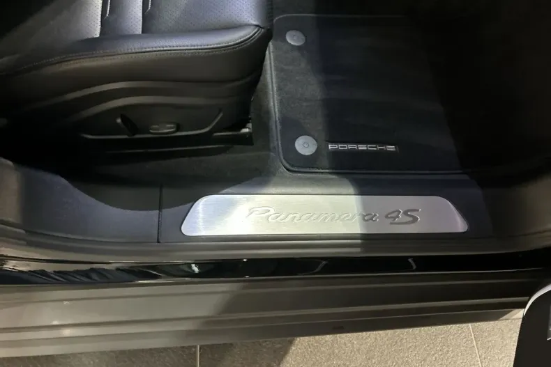 Porsche Panamera din 2023 cu 15.500 km - oferta POR171097 - foto 13