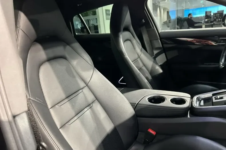 Porsche Panamera din 2023 cu 15.500 km - oferta POR171097 - foto 17