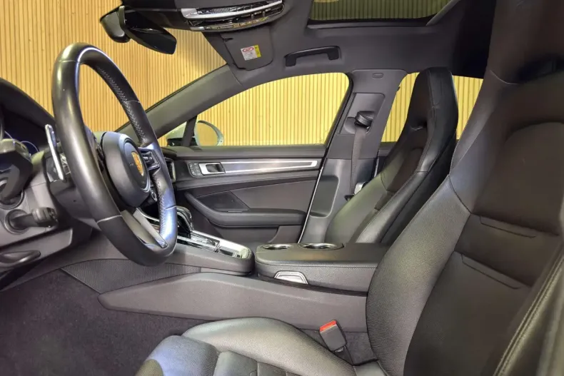 Porsche Panamera din 2023 cu 55.000 km - oferta POR171106 - foto 12
