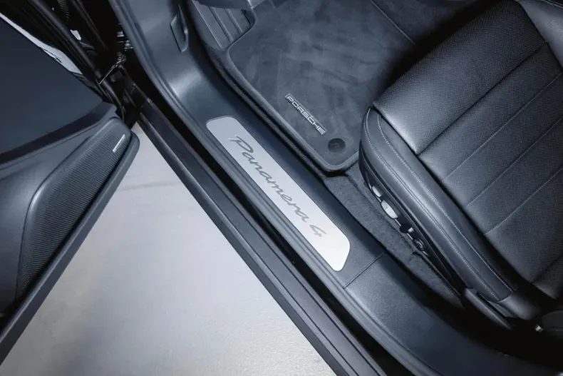 Porsche Panamera din 2024 cu 24.600 km - oferta POR171113 - foto 26