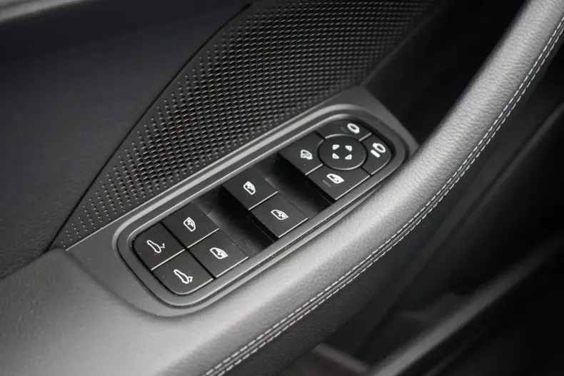 Porsche Panamera din 2025 cu 18.133 km - oferta POR171118 - foto 34