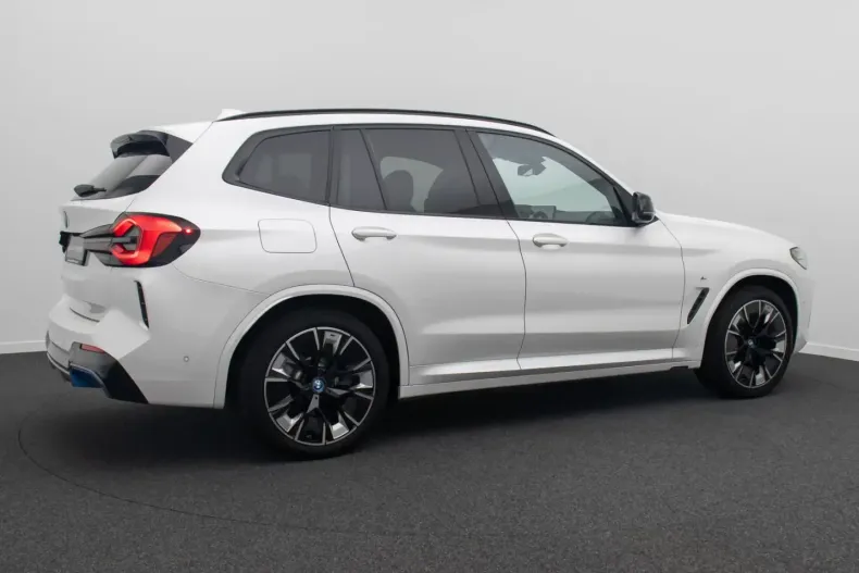BMW iX3 din 2022 cu 41.922 km - oferta BMW171119 - foto 5
