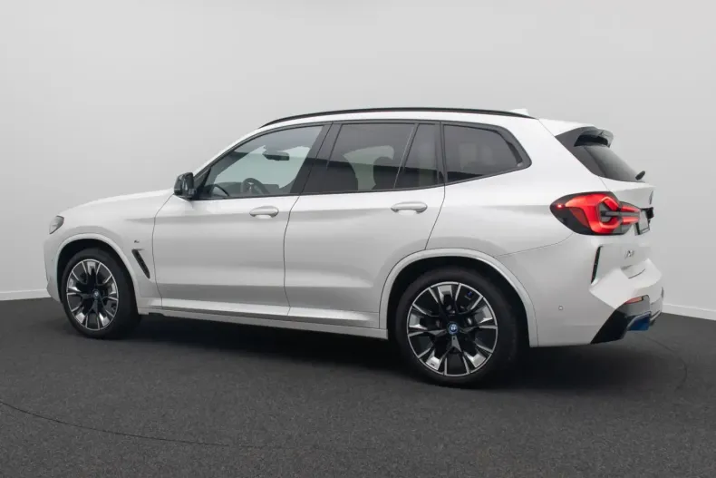 BMW iX3 din 2022 cu 41.922 km - oferta BMW171119 - foto 9