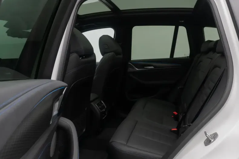 BMW iX3 din 2022 cu 41.922 km - oferta BMW171119 - foto 25