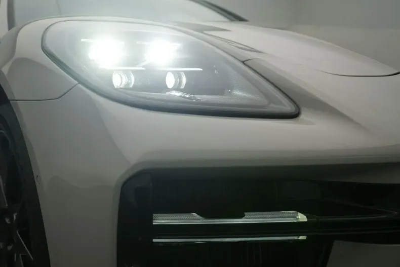 Porsche Panamera din 2024 cu 37.503 km - oferta POR171123 - foto 13