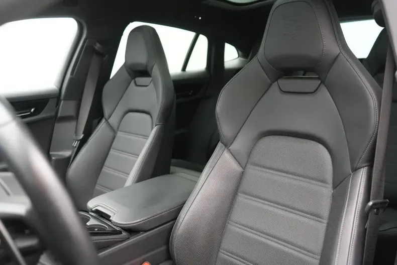 Porsche Panamera din 2024 cu 37.503 km - oferta POR171123 - foto 18