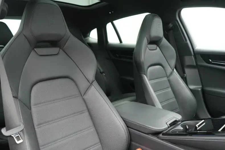 Porsche Panamera din 2024 cu 37.503 km - oferta POR171123 - foto 22