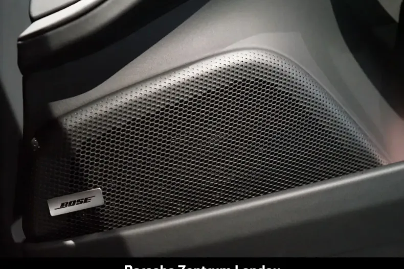 Porsche Panamera din 2024 cu 42.800 km - oferta POR171125 - foto 29