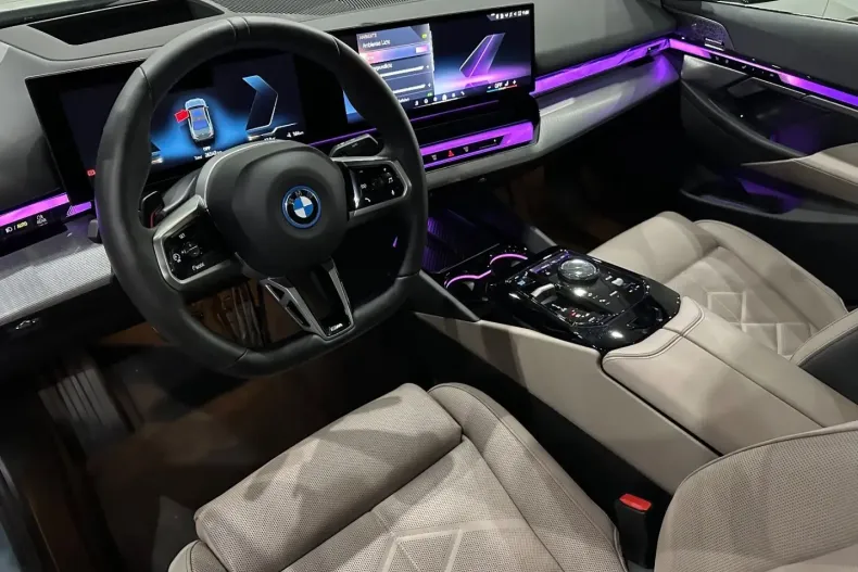 BMW i5 din 2024 cu 25.000 km - oferta BMW171133 - foto 12