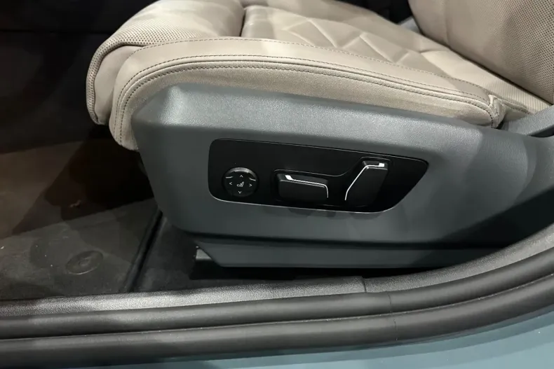 BMW i5 din 2024 cu 25.000 km - oferta BMW171133 - foto 26