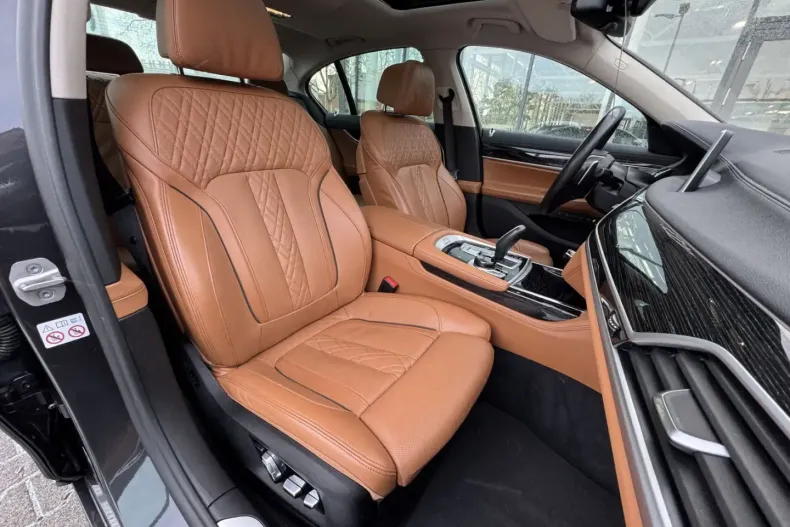 BMW 740 din 2021 cu 69.459 km - oferta BMW171137 - foto 14