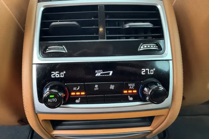 BMW 740 din 2021 cu 69.459 km - oferta BMW171137 - foto 16