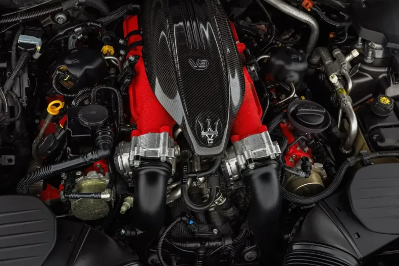 Maserati Levante din 2022 cu 28.900 km - oferta MAS171141 - foto 23