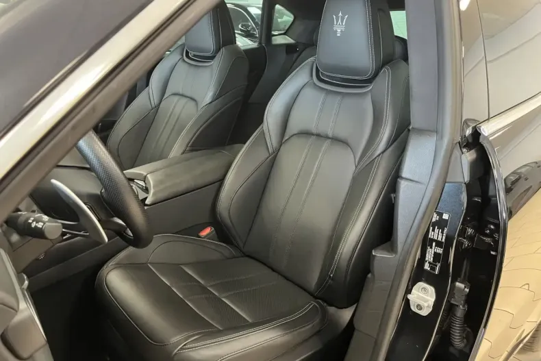 Maserati Levante din 2022 cu 13.491 km - oferta MAS171143 - foto 18