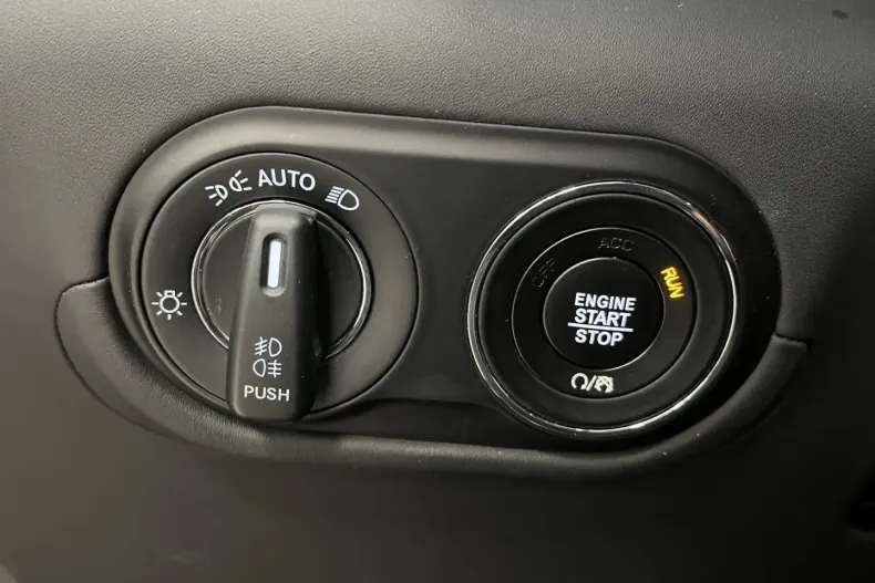 Maserati Levante din 2022 cu 13.491 km - oferta MAS171143 - foto 22