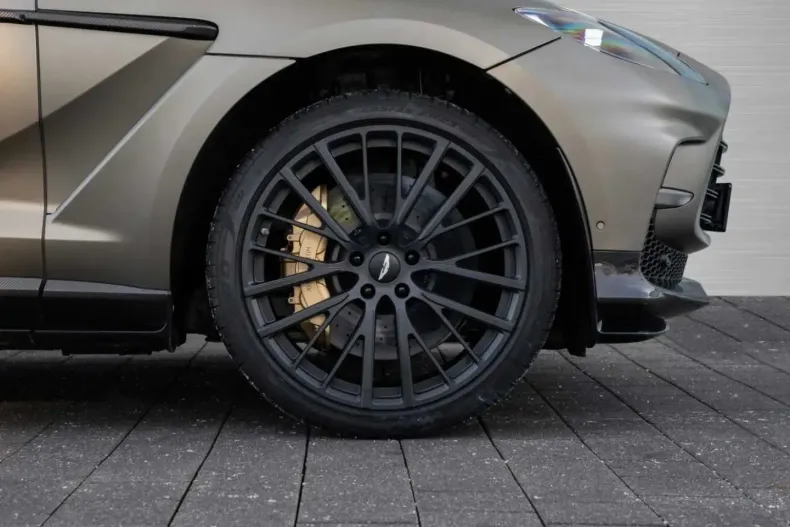 Aston Martin DBX din 2023 cu 25.500 km - oferta AST171146 - foto 4