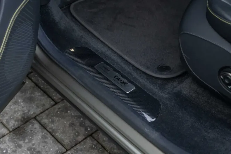 Aston Martin DBX din 2023 cu 25.500 km - oferta AST171146 - foto 28