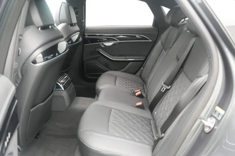 Audi A8 din 2022 cu 32.490 km - oferta AUD171147 - foto 17