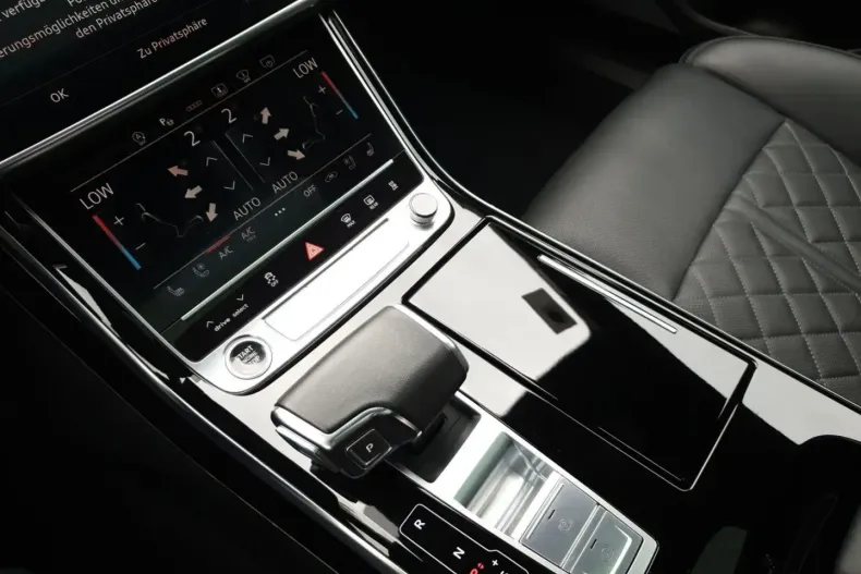 Audi A8 din 2022 cu 55.235 km - oferta AUD171148 - foto 11