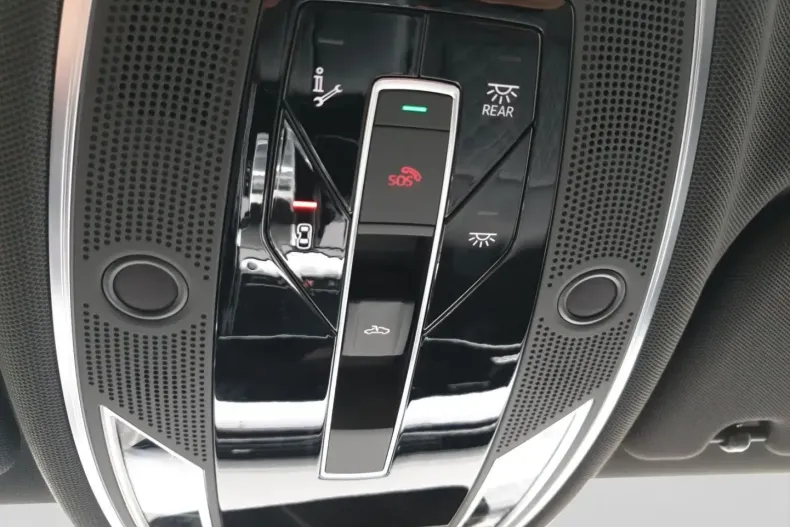 Audi A8 din 2022 cu 55.235 km - oferta AUD171148 - foto 16