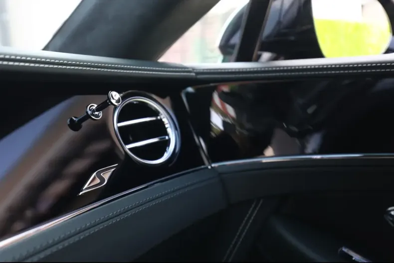 Bentley Continental din 2023 cu 8.960 km - oferta BEN171150 - foto 25