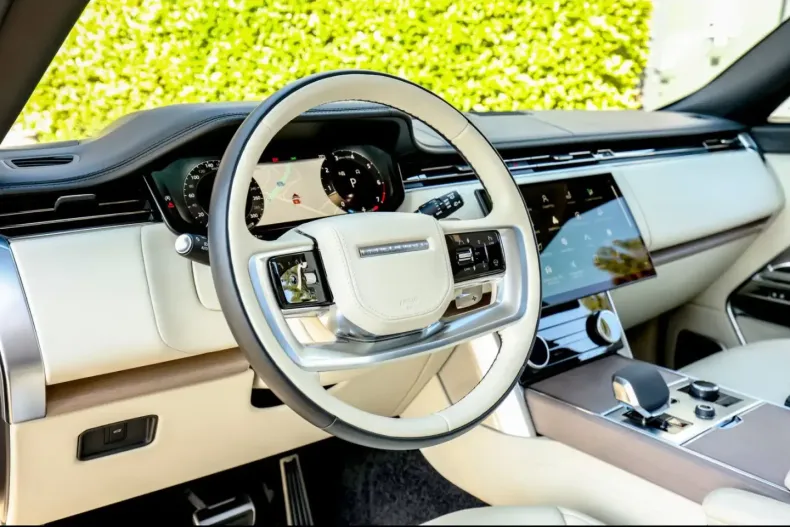 Land Rover Range Rover din 2022 cu 31.530 km - oferta LAN171151 - foto 10