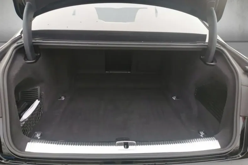 Audi A8 din 2021 cu 50.595 km - oferta AUD171155 - foto 5