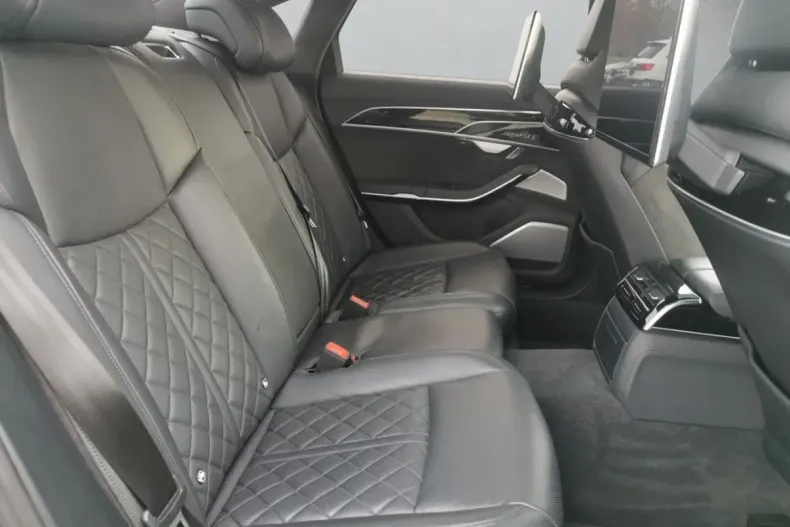 Audi A8 din 2021 cu 50.595 km - oferta AUD171155 - foto 12