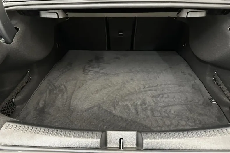 Mercedes-Benz CLA 220 din 2024 cu 5.843 km - oferta MER171158 - foto 6