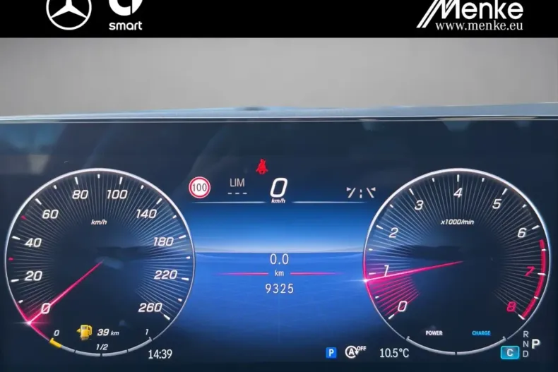 Mercedes-Benz CLA 200 din 2024 cu 9.316 km - oferta MER171159 - foto 10