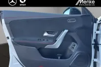 Mercedes-Benz CLA 200 din 2024 cu 9.316 km - oferta MER171159 - foto 11