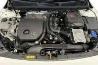 Mercedes-Benz CLA 200 din 2024 cu 27.297 km - oferta MER171160 - foto 7