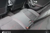 Mercedes-Benz CLA 220 din 2024 cu 12.233 km - oferta MER171161 - foto 4