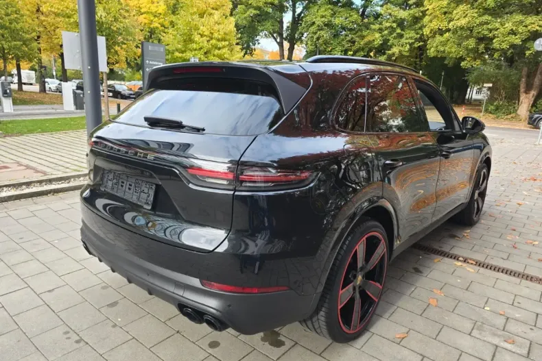 Porsche Cayenne din 2022 cu 42.200 km - oferta POR171162 - foto 5