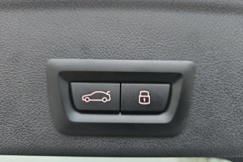 BMW X6 M60 din 2024 cu 34.583 km - oferta BMW171170 - foto 28