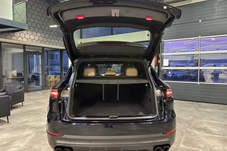 Porsche Cayenne din 2022 cu 82.500 km - oferta POR171171 - foto 18