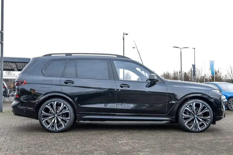 BMW X7 M60 din 2022 cu 24.076 km - oferta BMW171173 - foto 3