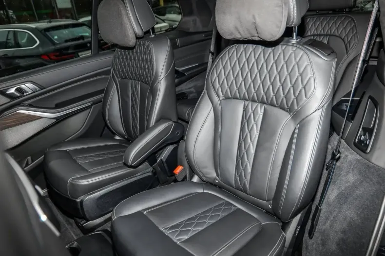 BMW X7 M60 din 2022 cu 24.076 km - oferta BMW171173 - foto 11