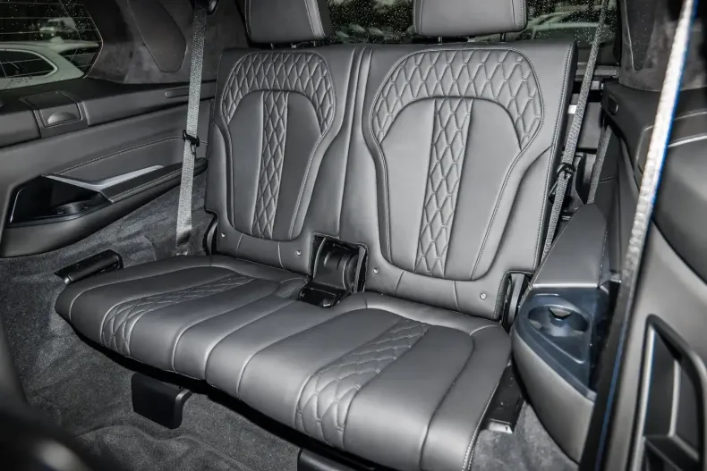 BMW X7 M60 din 2022 cu 24.076 km - oferta BMW171173 - foto 12