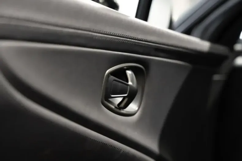 Aston Martin DBX din 2021 cu 57.598 km - oferta AST171206 - foto 30