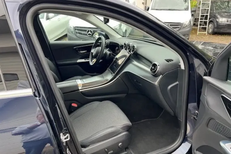 Mercedes-Benz GLC 300 din 2023 cu 47.750 km - oferta MER171213 - foto 11