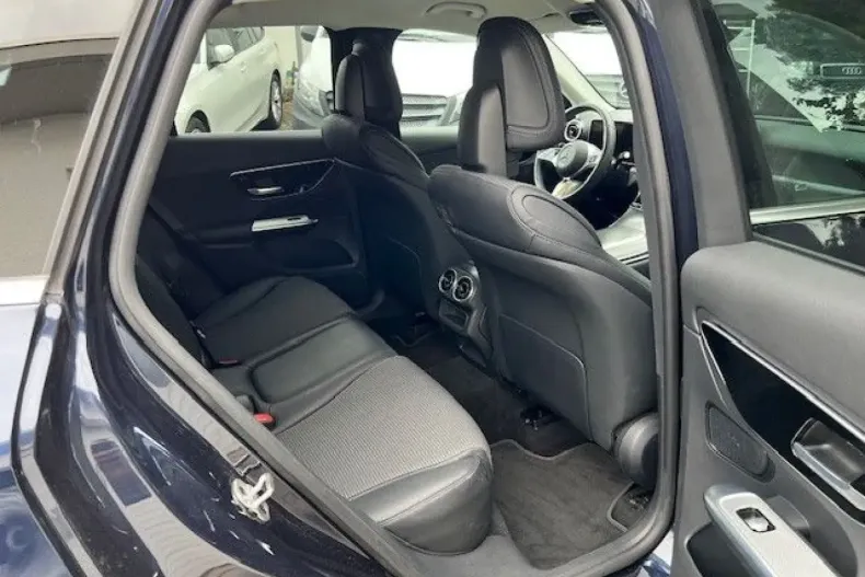 Mercedes-Benz GLC 300 din 2023 cu 47.750 km - oferta MER171213 - foto 13