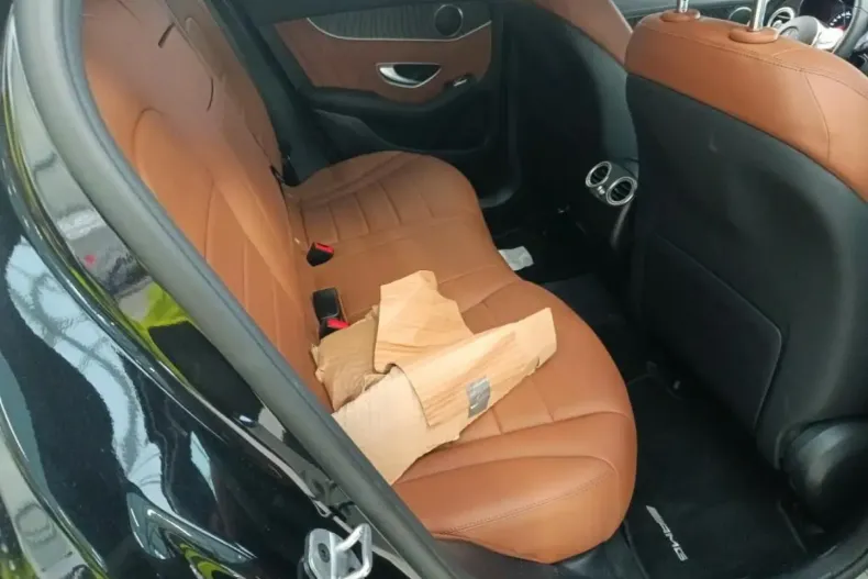 Mercedes-Benz GLC 300 din 2023 cu 22.061 km - oferta MER171214 - foto 8