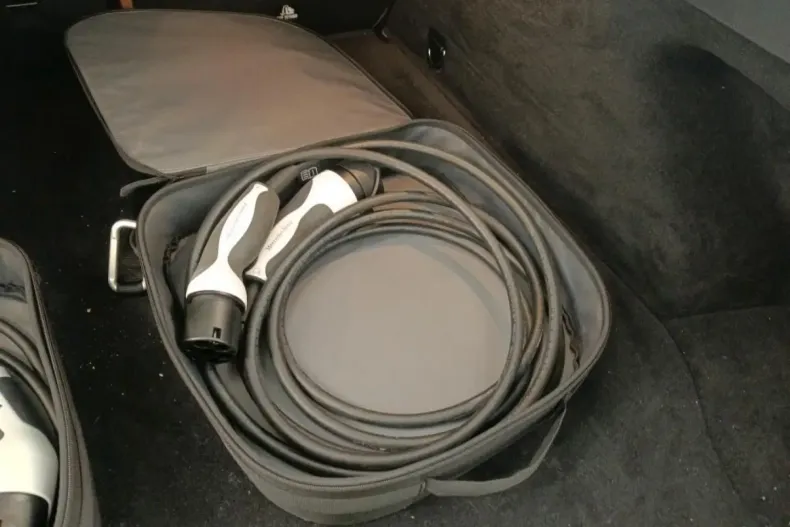 Mercedes-Benz GLC 300 din 2023 cu 22.061 km - oferta MER171214 - foto 13