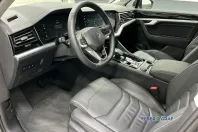 Volkswagen Touareg din 2025 cu 19.018 km - oferta VOL171221 - foto 3