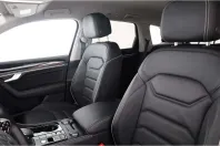 Volkswagen Touareg din 2024 cu 22.602 km - oferta VOL171222 - foto 9