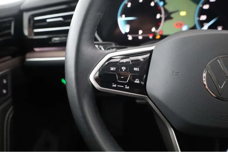 Volkswagen Touareg din 2024 cu 22.602 km - oferta VOL171222 - foto 13