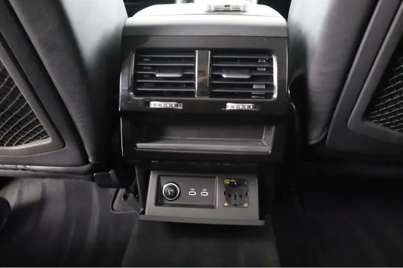 Volkswagen Touareg din 2024 cu 22.602 km - oferta VOL171222 - foto 25