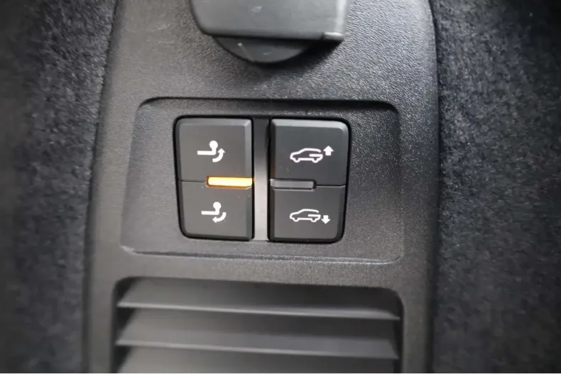 Volkswagen Touareg din 2024 cu 22.602 km - oferta VOL171222 - foto 27