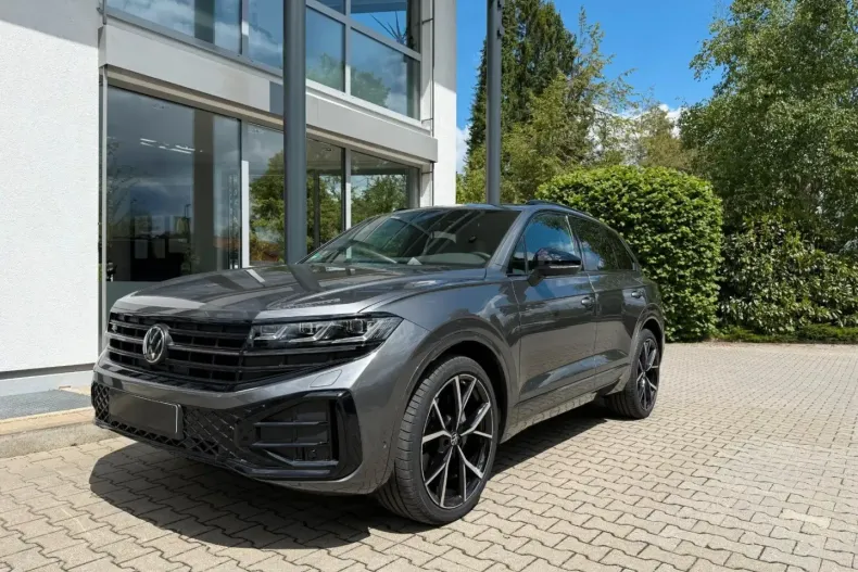 Volkswagen Touareg din 2024 cu 16.850 km - oferta VOL171225 - foto 1